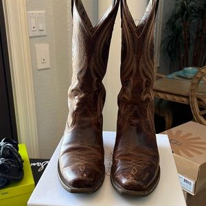 Used Ariat Boots